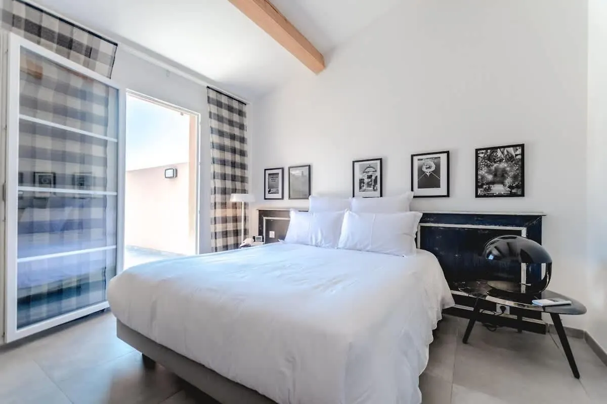 Modern Villa With Swimming Pool Grimaud France