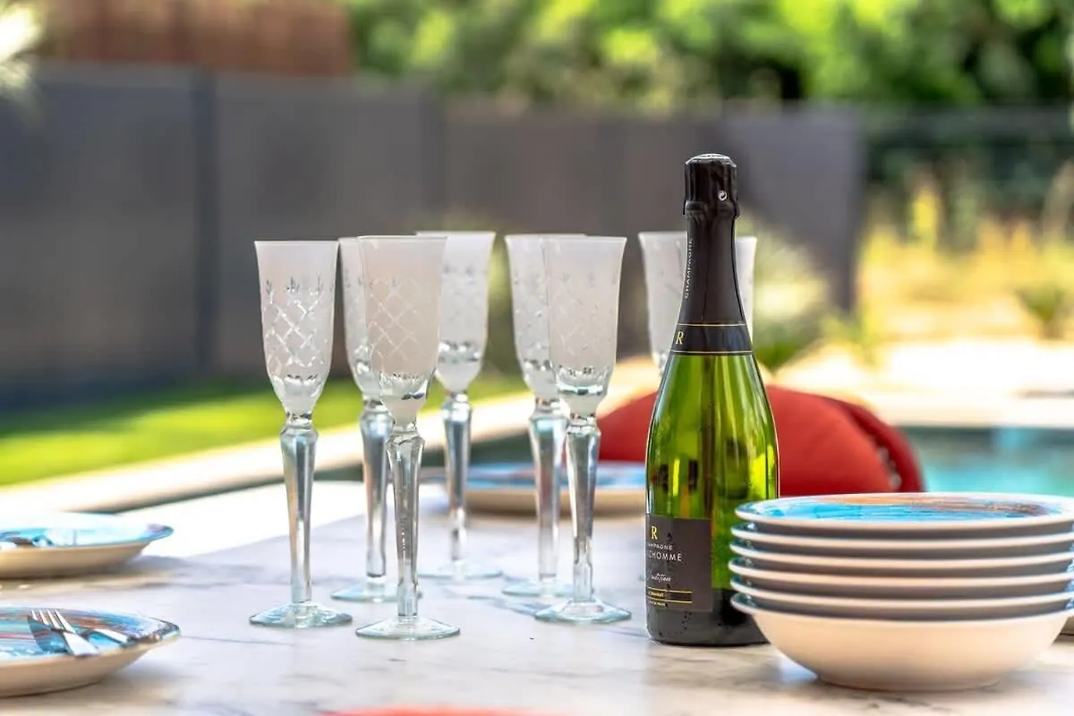 Villa Les Mures L Pool & Garden L Shellter Rentals Grimaud Γαλλία