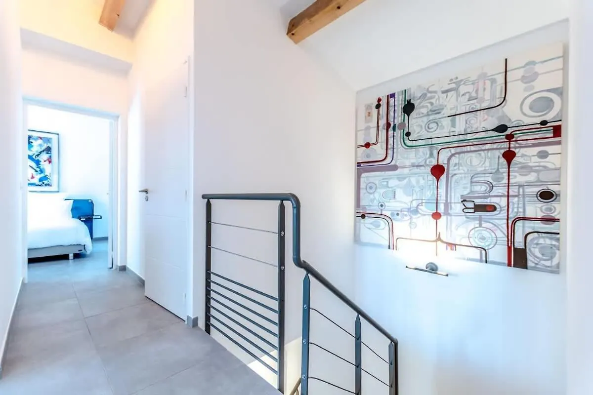 Modern Villa With Swimming Pool Grimaud