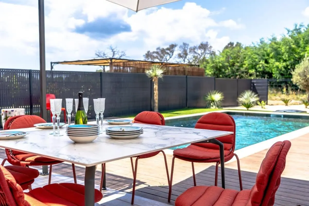Modern Villa With Swimming Pool Grimaud 0*,
