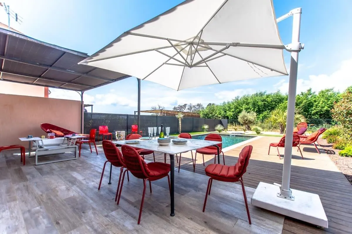 Modern Villa With Swimming Pool Grimaud