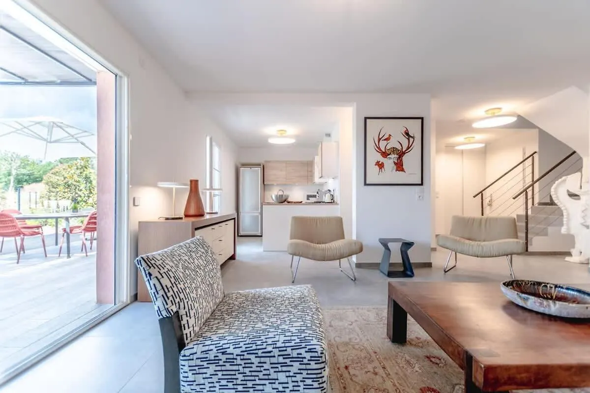 Modern Villa With Swimming Pool Grimaud