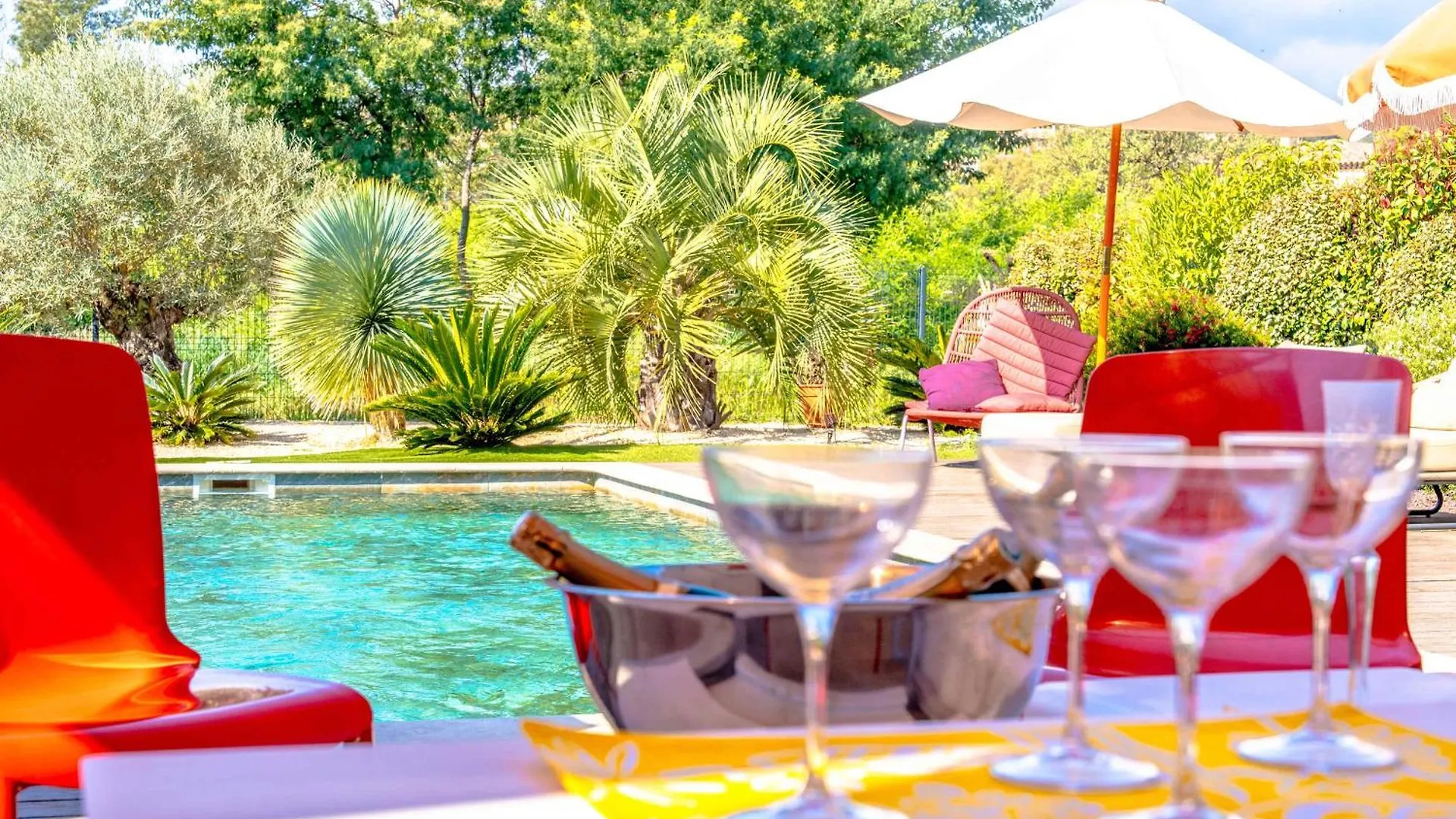 Modern Villa With Swimming Pool Grimaud